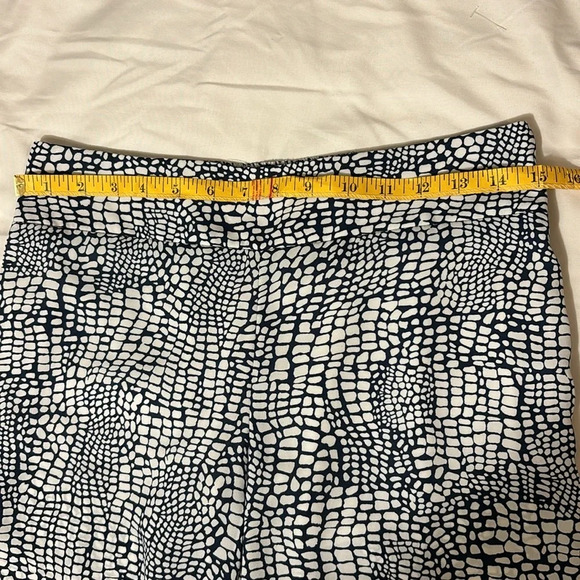 Eight Sixty Women's Printed Navy and White Wide-Leg Pant size S - Picture 6 of 10
